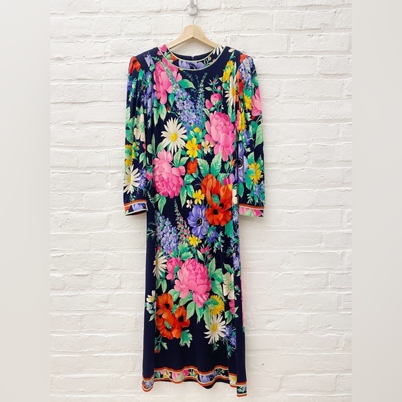 Leonard Paris || Mikado Silk Jersey Dress Belted Floral Navy - Picture 15 of 15